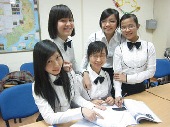 Không bỏ rơi sinh viên khi giải thể truờng ĐH